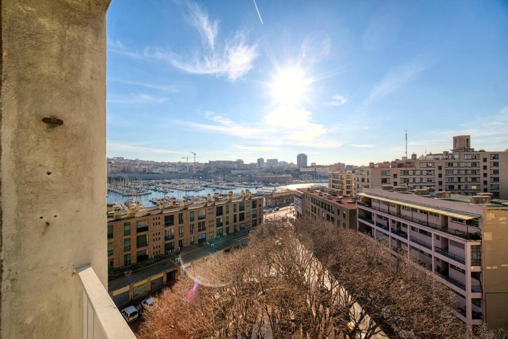 Appartement Tout Equipe Au Coeur Du Vieux Port 4 Couchages Marseille Exterior photo